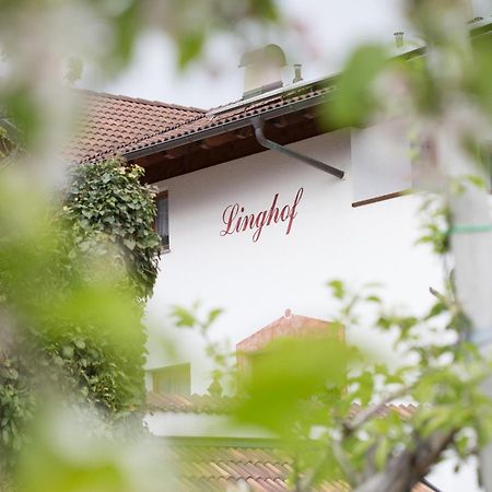 Linghof Bed & Breakfast Tirolo Bagian luar foto
